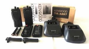 جهاز ارسال و استقبال لاسلكى ووكى توكى ماركة kenwood 3207