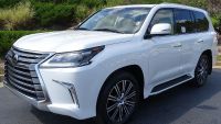 LX570 2019 Lexus - Under warranty