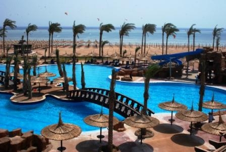Sea Beach Resort &amp; Aqua Park By Look Hotels