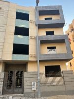 عمارة سكنية 300م دبل فيس حي ابو الهول بالقاهرة الجديده