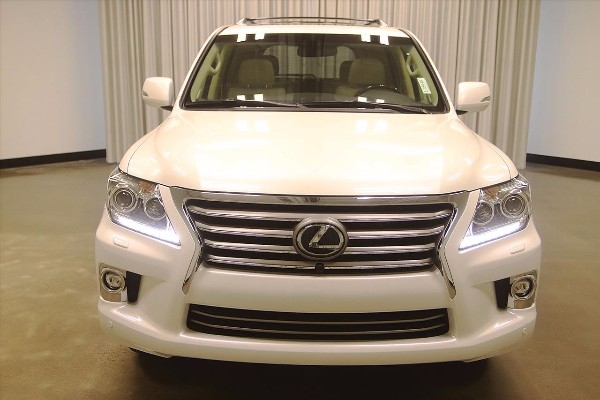Auction!   LEXUS LX-570 2014 TO SALE THE CAR IS LETER HAND DRIVE JANPN