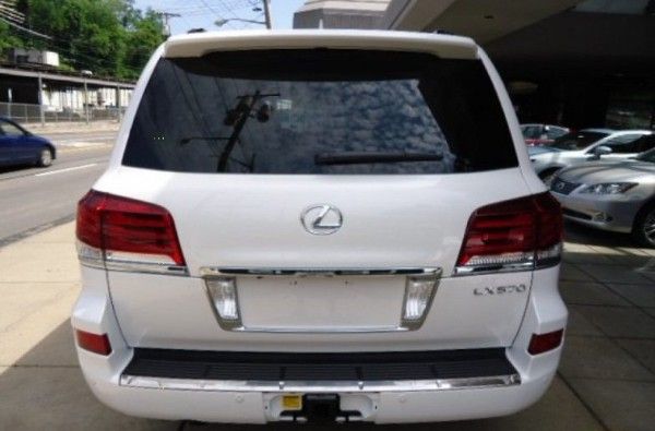 Lexus Lx570 2013 Available for sale, WhatsApp: +32460217453